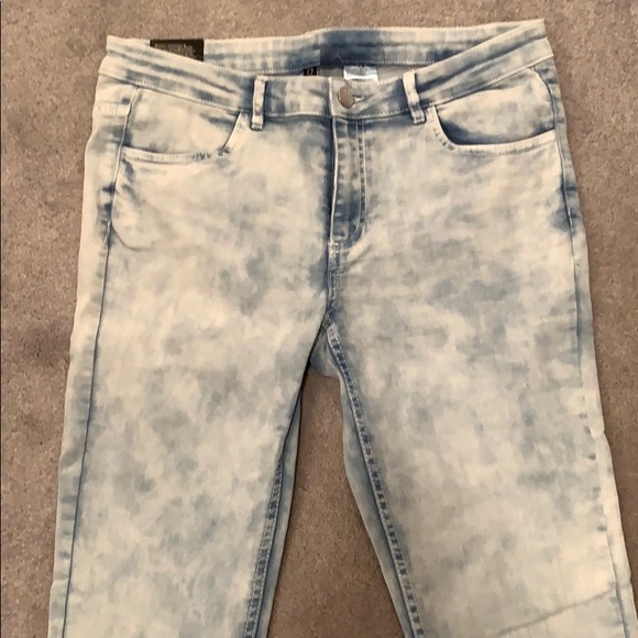 Skinny Jeans - Picture 2 of 3